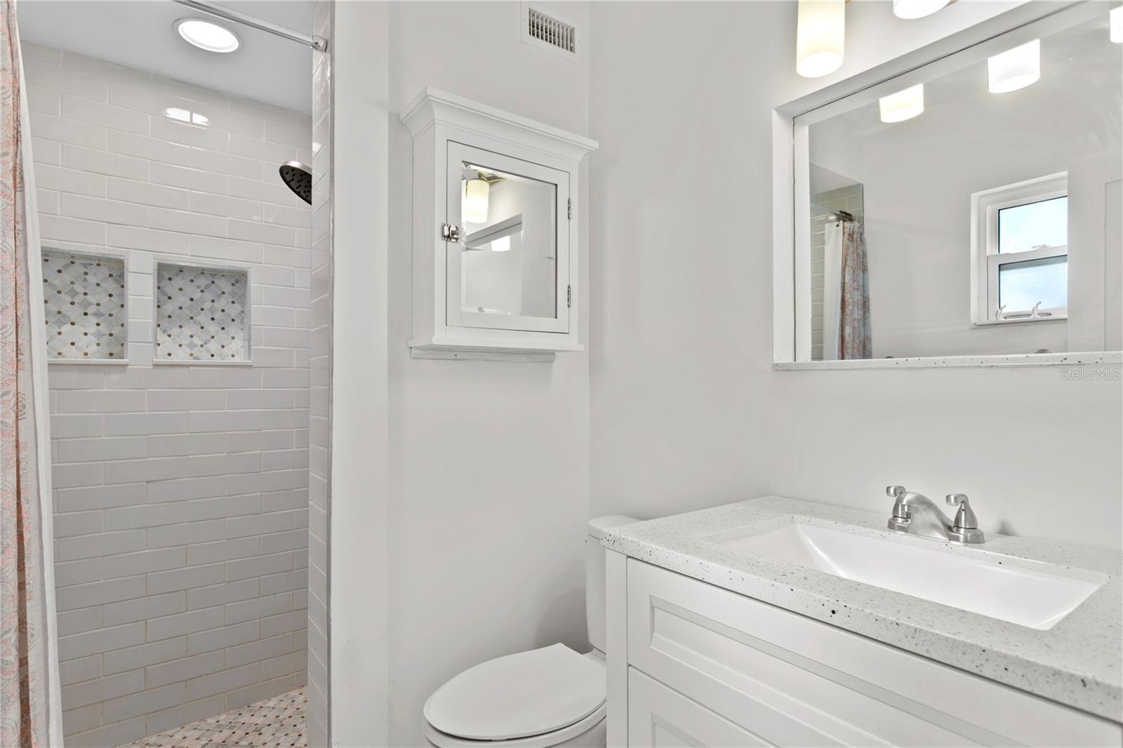 6931 GRANDE VISTA WAY S, ST PETERSBURG, FL, 33707