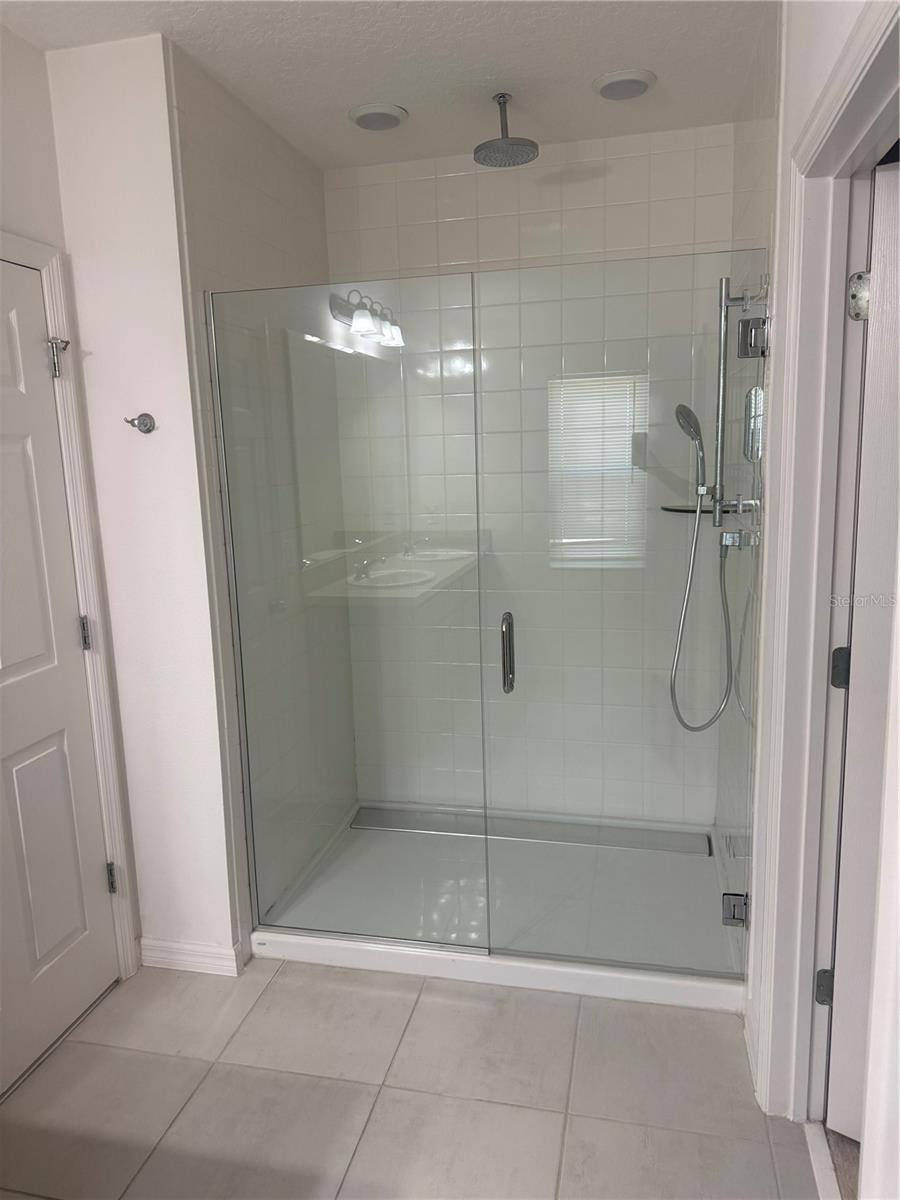 23635 COMPANERO DR, SORRENTO, FL, 32776
