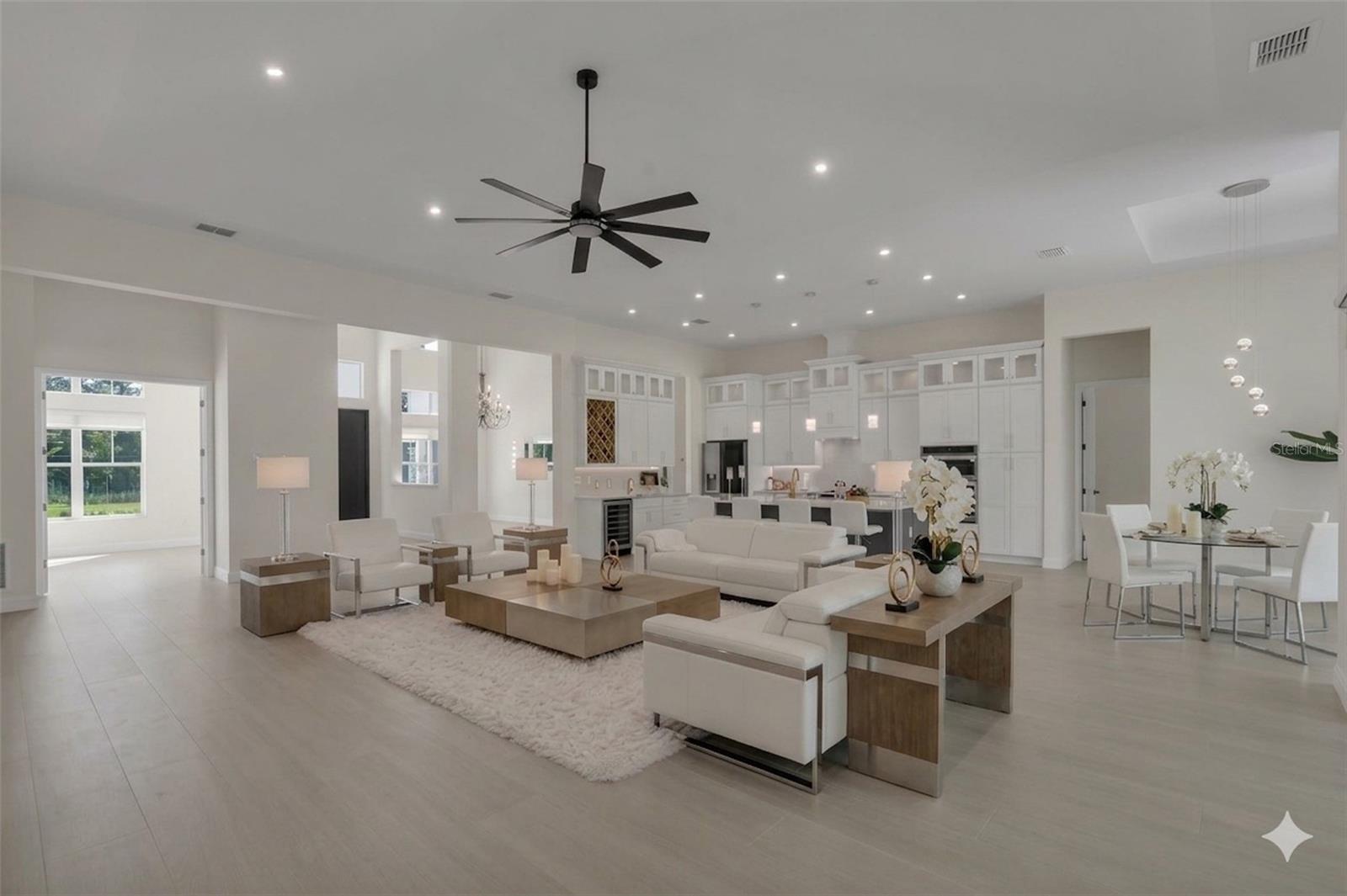 200 N GOODMAN RD, KISSIMMEE, FL, 34747