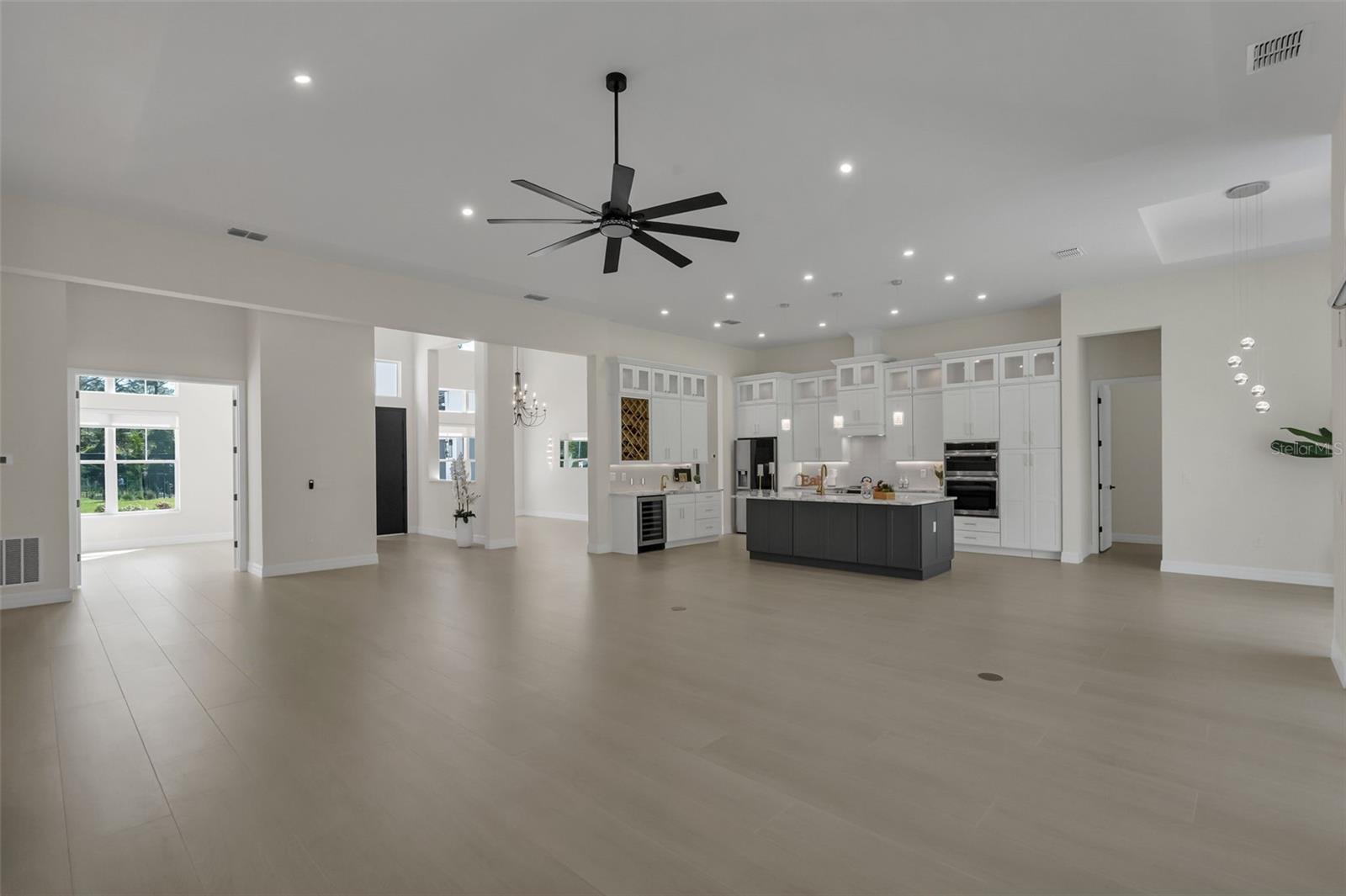 200 N GOODMAN RD, KISSIMMEE, FL, 34747