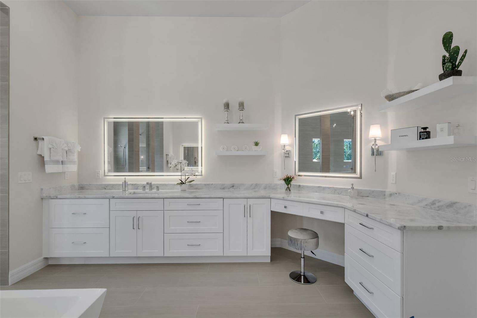 200 N GOODMAN RD, KISSIMMEE, FL, 34747