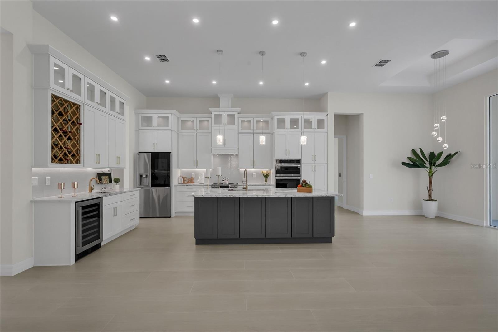 200 N GOODMAN RD, KISSIMMEE, FL, 34747