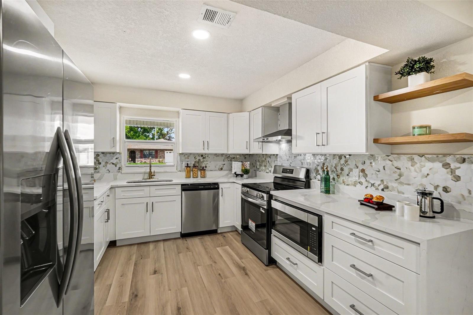 707 QUEENS CT, SEFFNER, FL, 33584