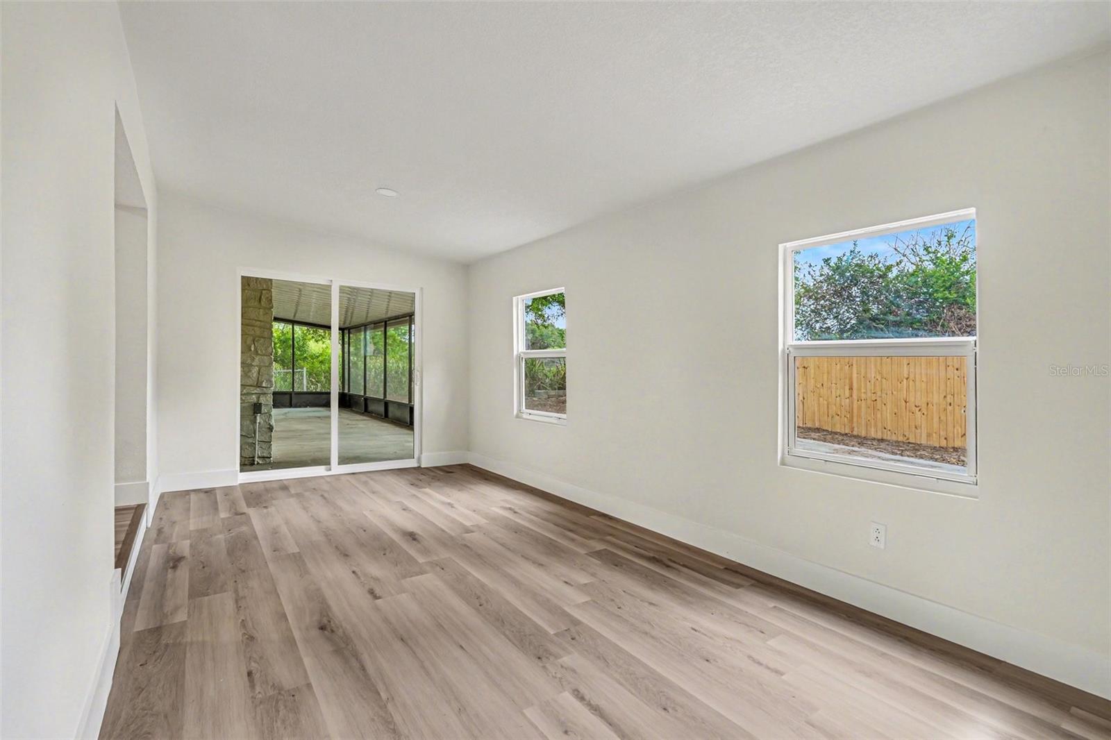 707 QUEENS CT, SEFFNER, FL, 33584