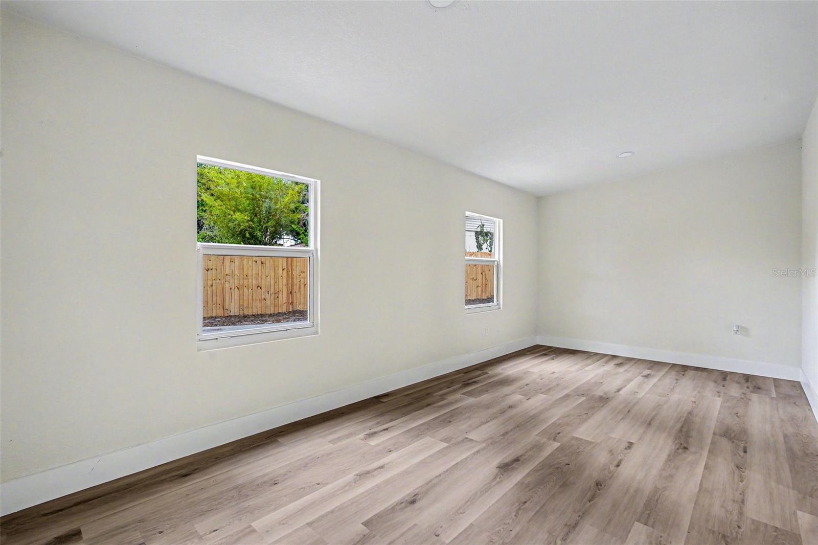 707 QUEENS CT, SEFFNER, FL, 33584