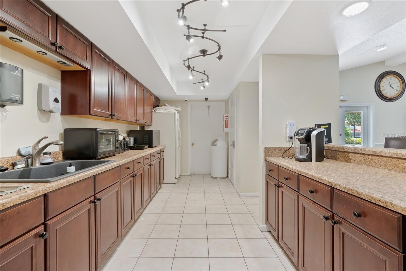 8110 SANDPOINT BLVD, ORLANDO, FL, 32819