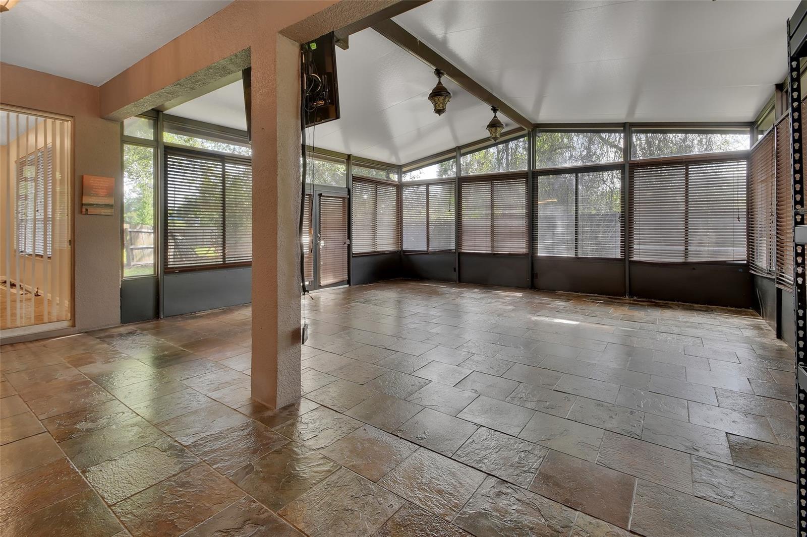 13 PLEASENT HILL DR, DEBARY, FL, 32713