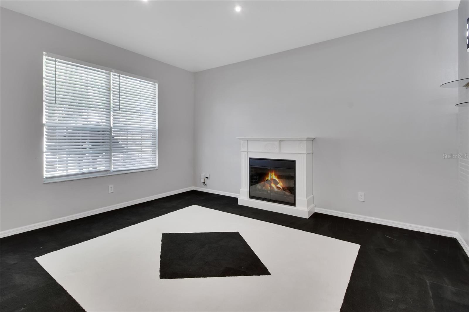 13 PLEASENT HILL DR, DEBARY, FL, 32713