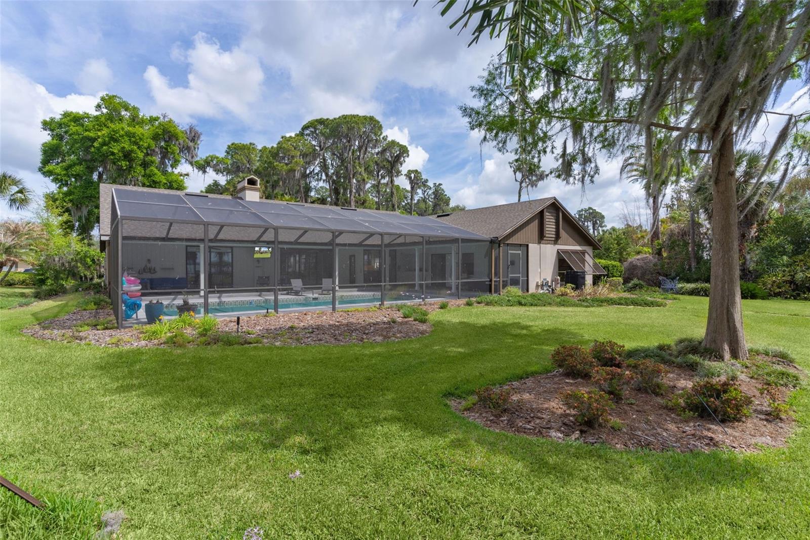 60 SAND LAKE PL, EUSTIS, FL, 32726