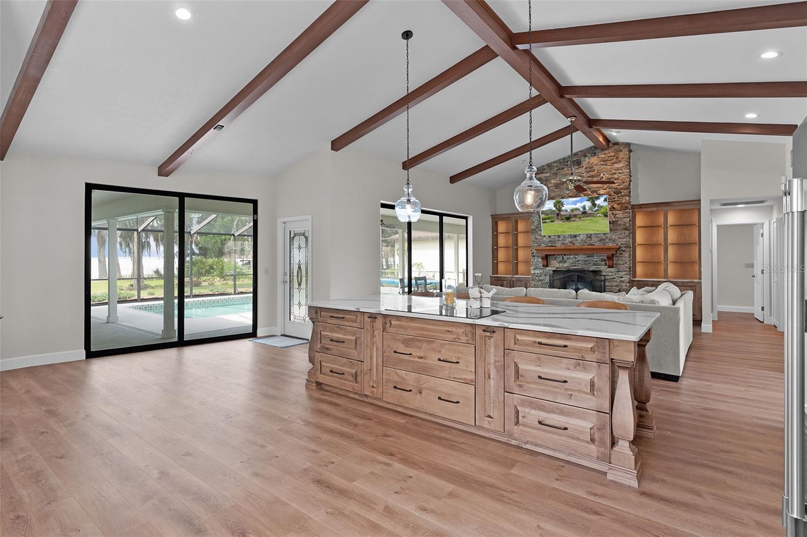 60 SAND LAKE PL, EUSTIS, FL, 32726