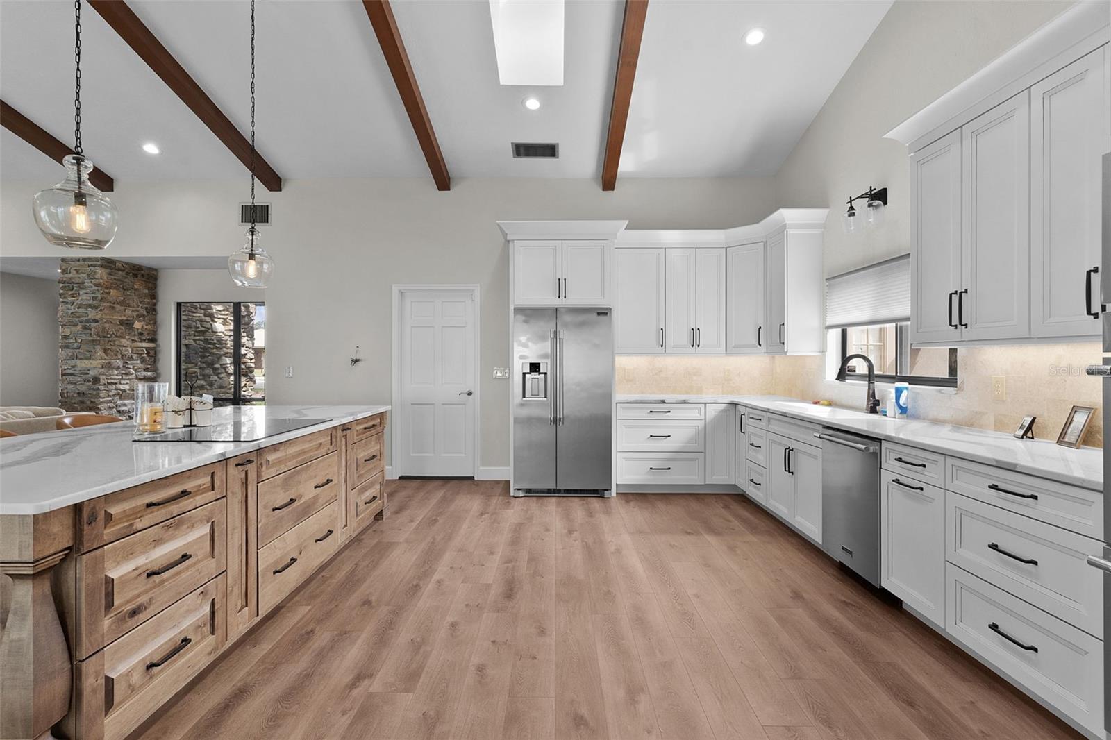 60 SAND LAKE PL, EUSTIS, FL, 32726