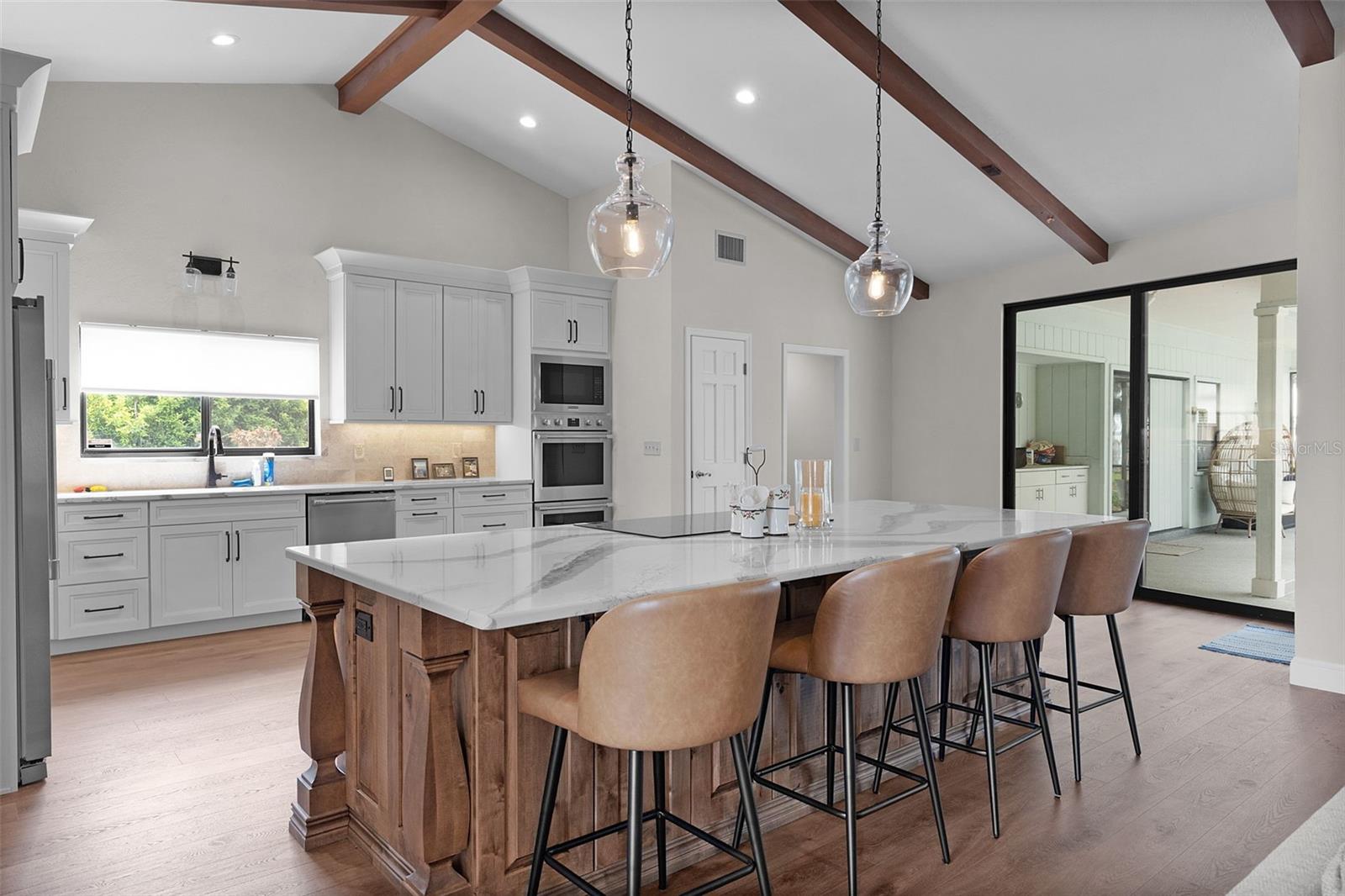60 SAND LAKE PL, EUSTIS, FL, 32726
