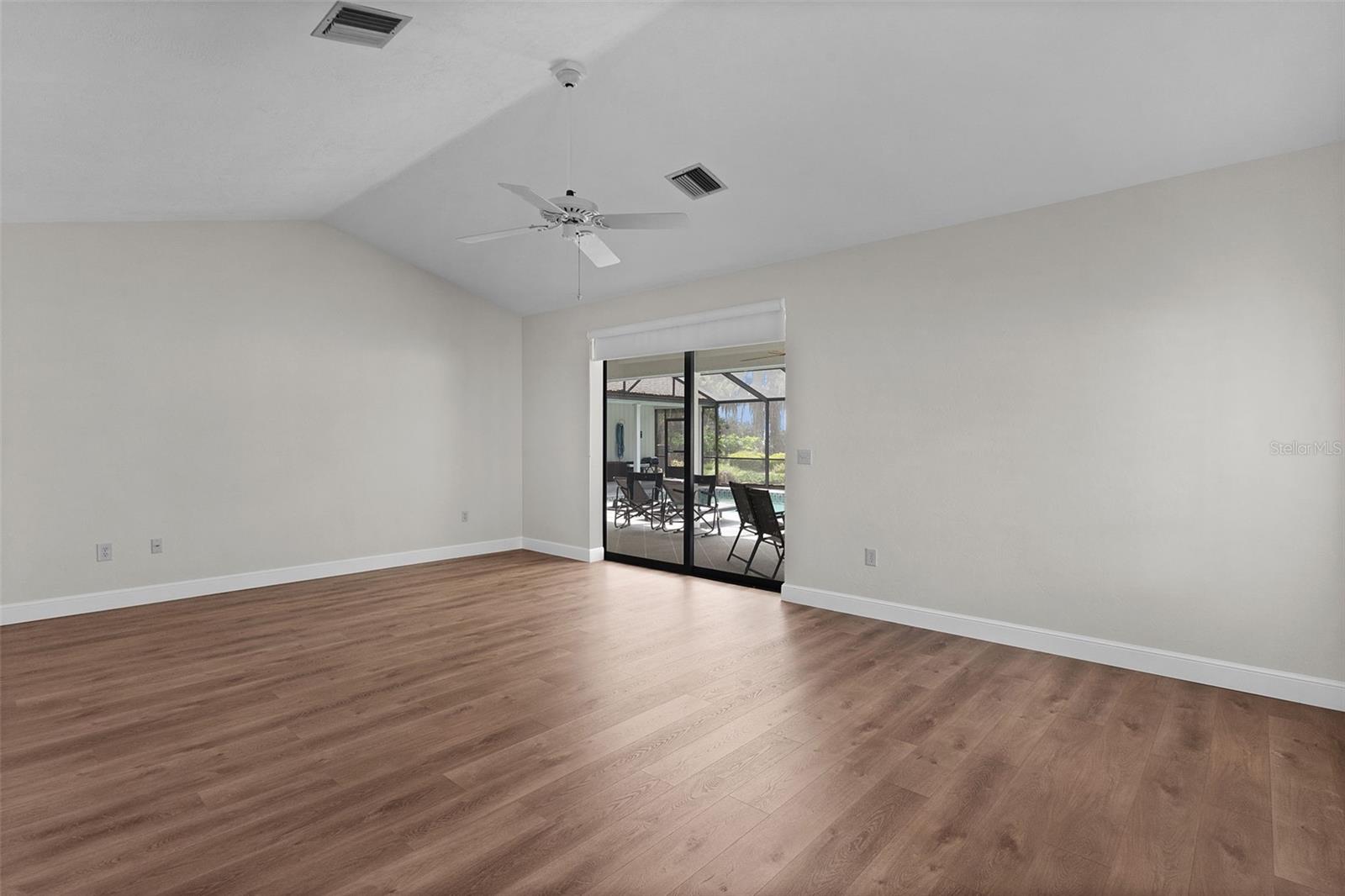 60 SAND LAKE PL, EUSTIS, FL, 32726