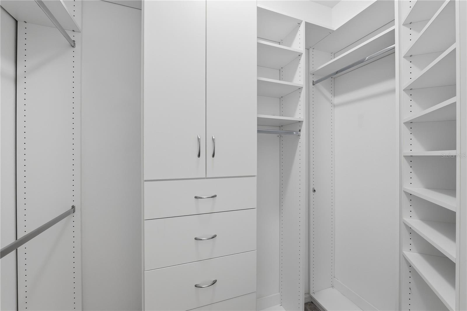 10513 BERMUDA ISLE DR, TAMPA, FL, 33647