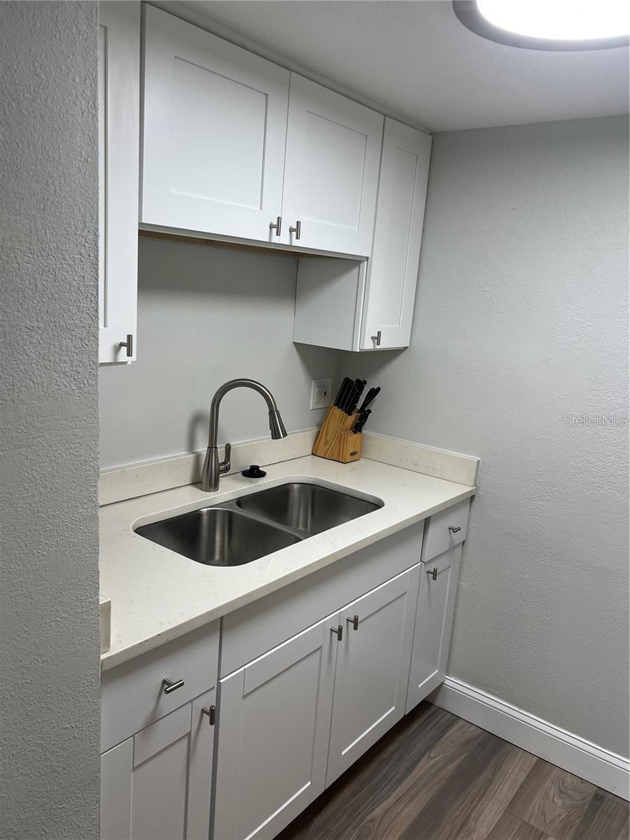 4141 DOLPHIN DR #4141, TAMPA, FL, 33617