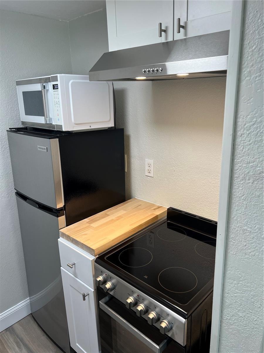 4141 DOLPHIN DR #4141, TAMPA, FL, 33617