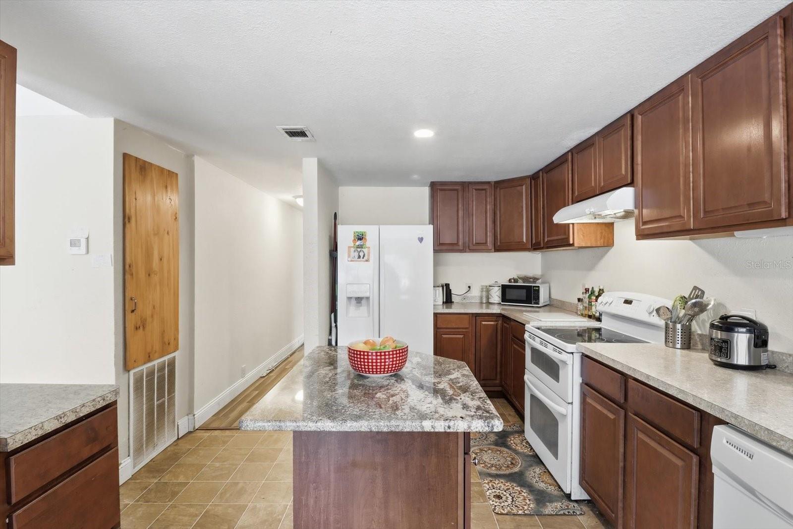 4686 S BRUSH HOLLOW LOOP, INVERNESS, FL, 34450