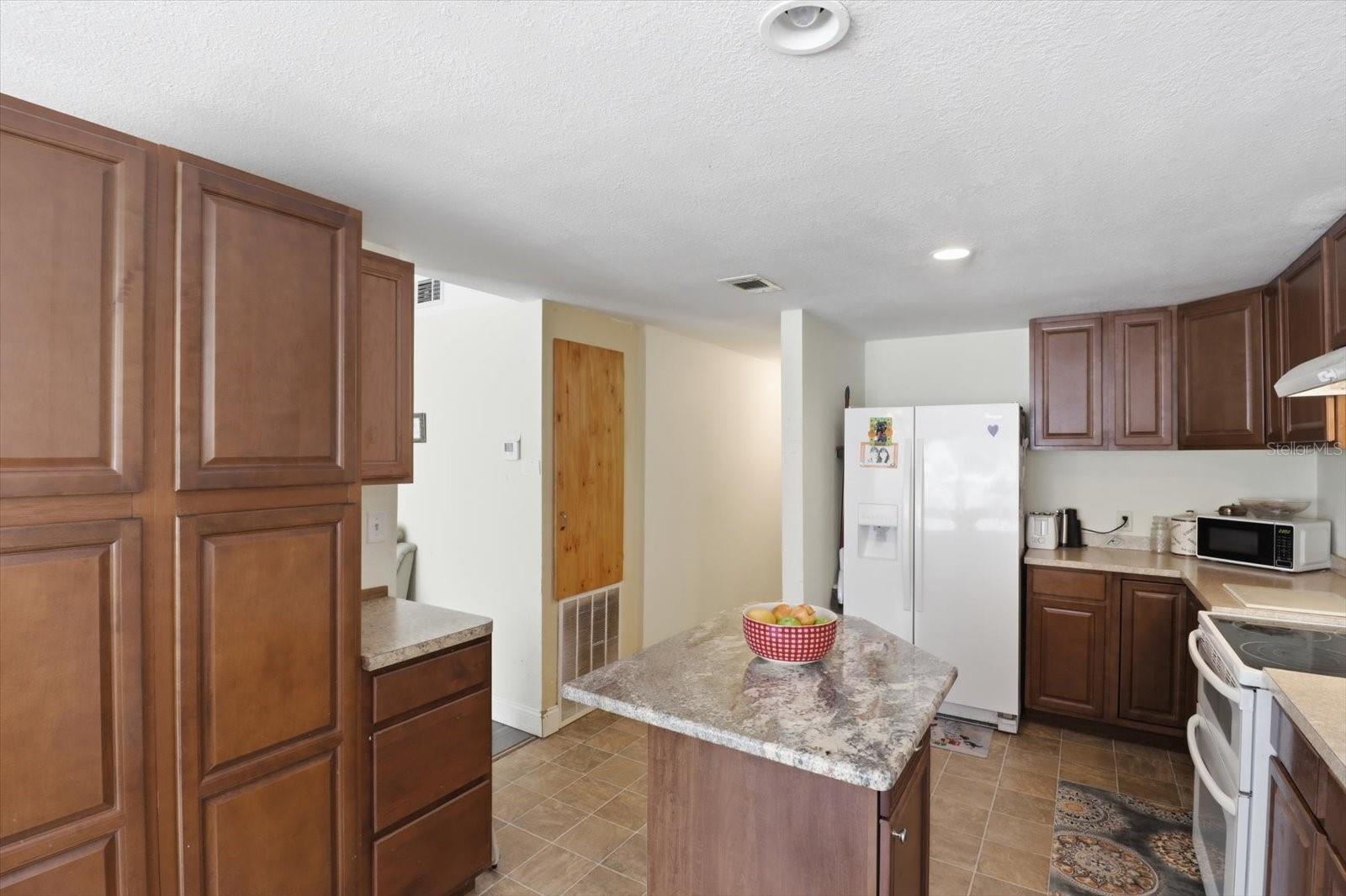 4686 S BRUSH HOLLOW LOOP, INVERNESS, FL, 34450