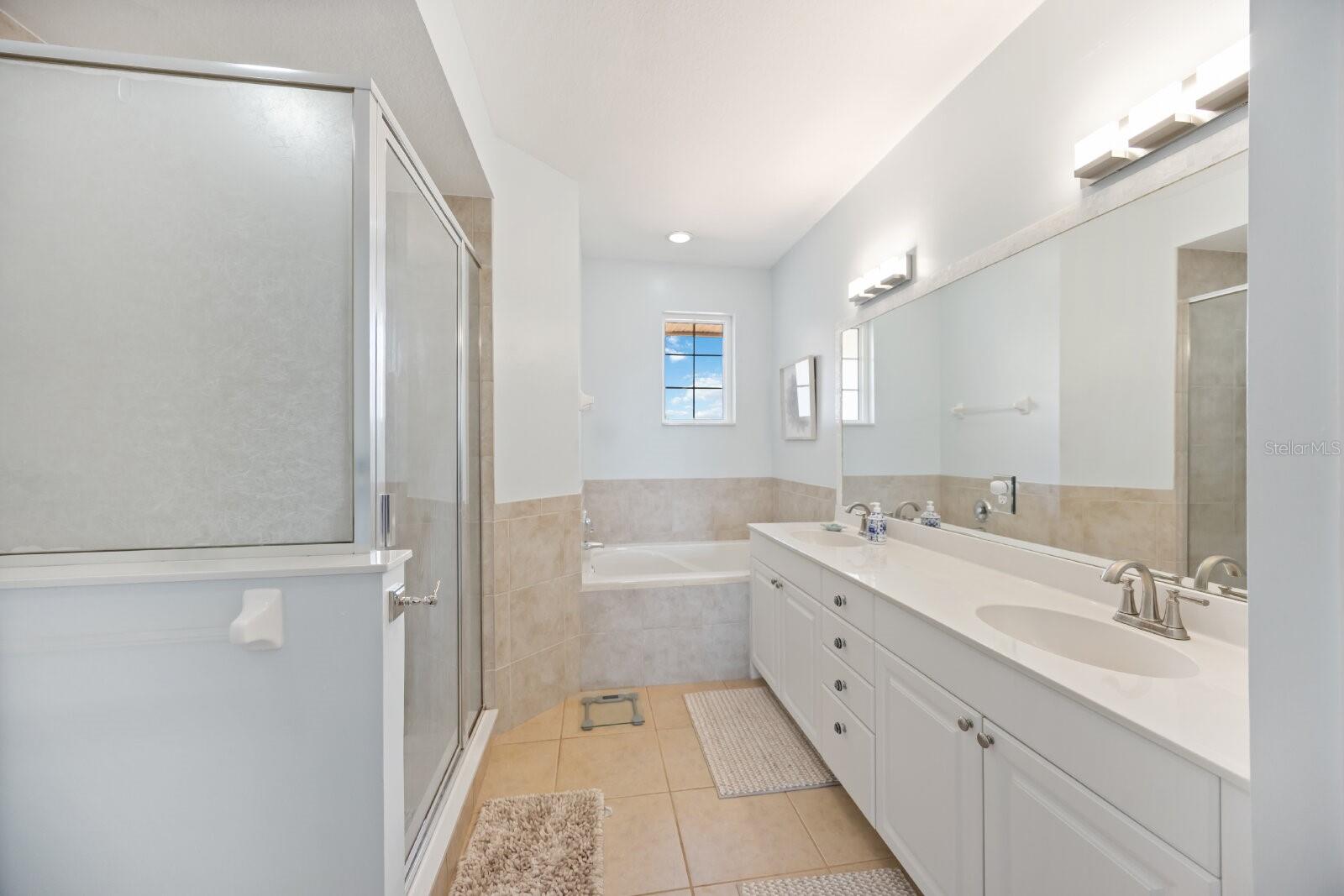 4604 CLUB DR #B202, PORT CHARLOTTE, FL, 33953