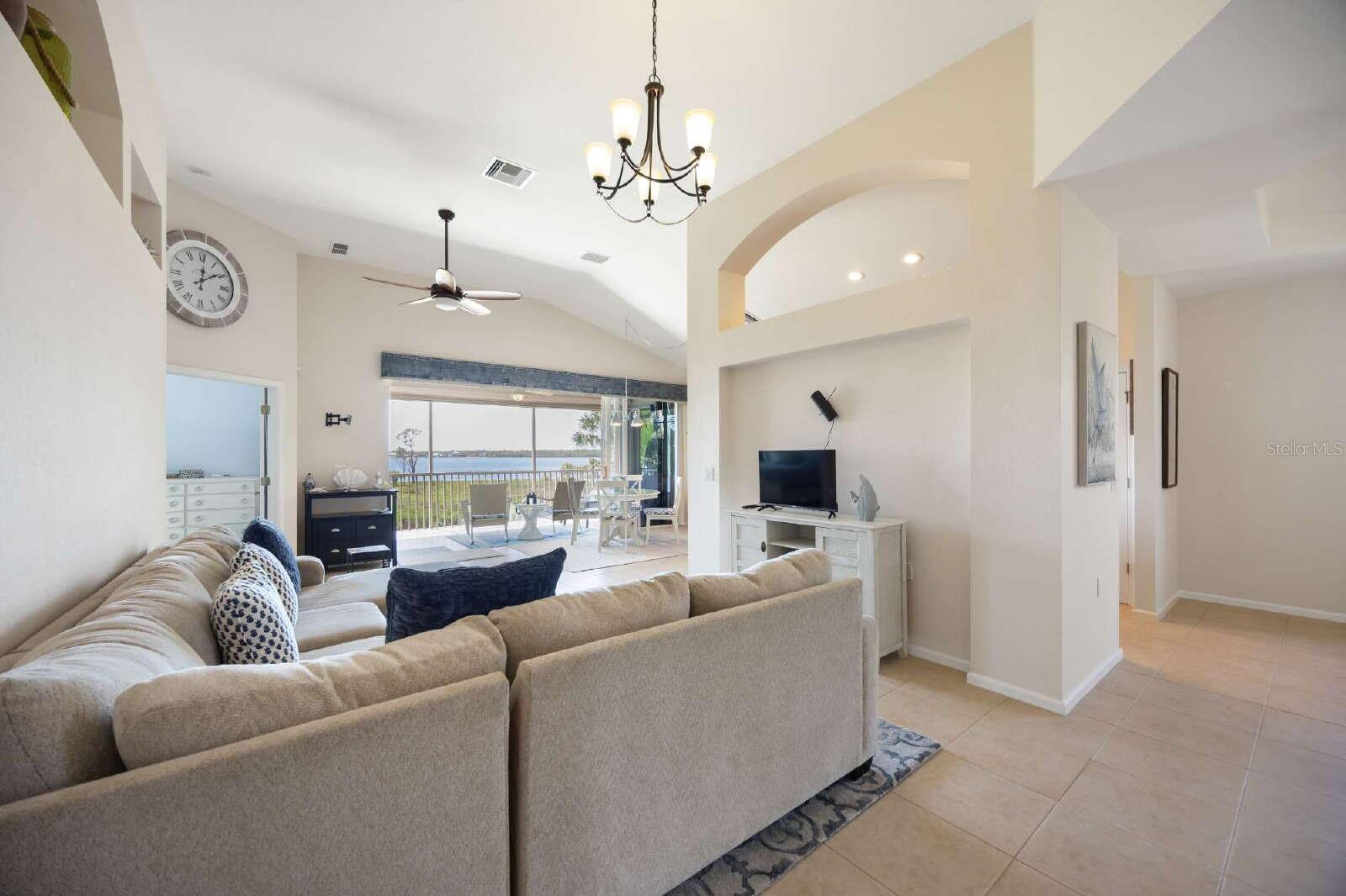 4604 CLUB DR #B202, PORT CHARLOTTE, FL, 33953