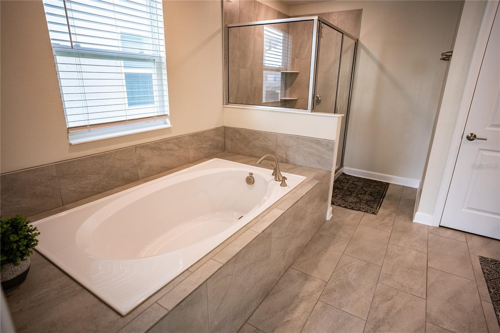 2701 BOOKMARK DR, KISSIMMEE, FL, 34746