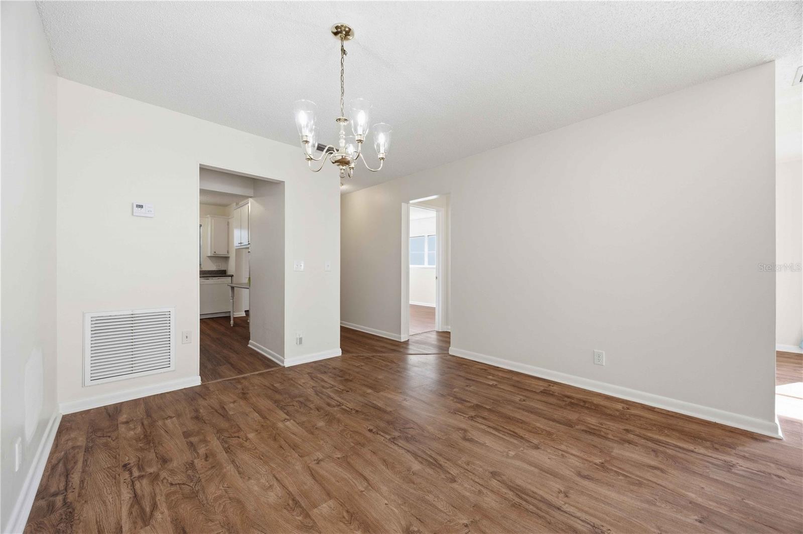 100 EL CAMINO DR #101, WINTER HAVEN, FL, 33884