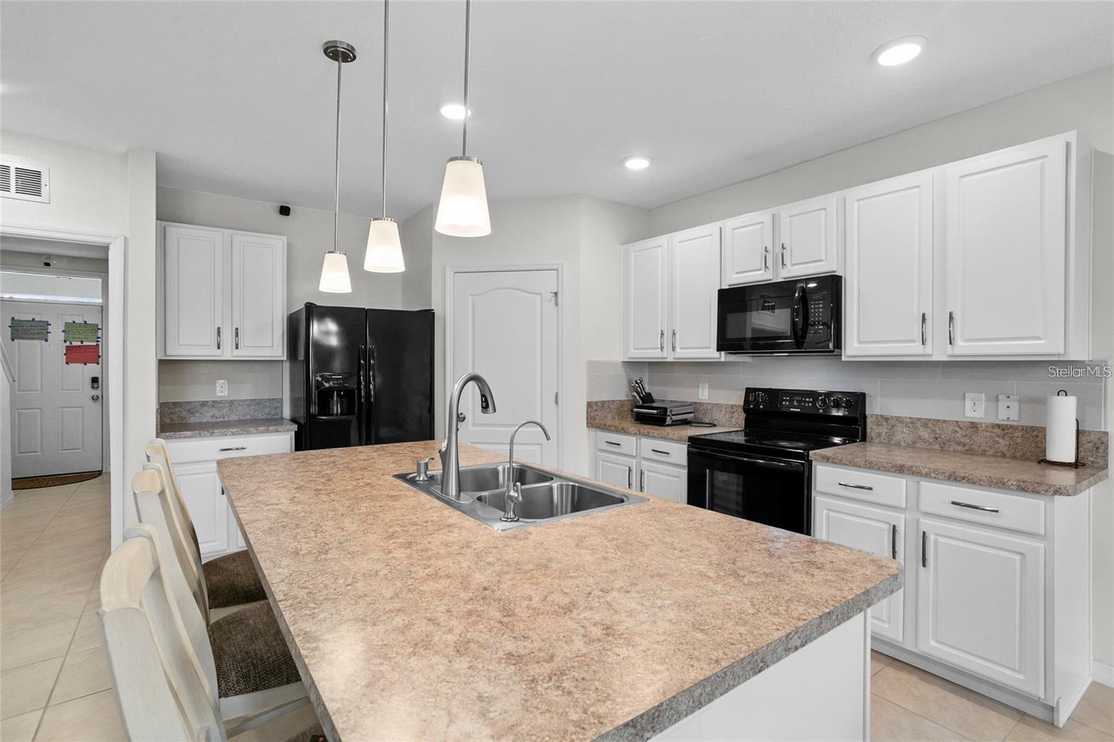 1872 RUSTIC FALLS DR, KISSIMMEE, FL, 34744