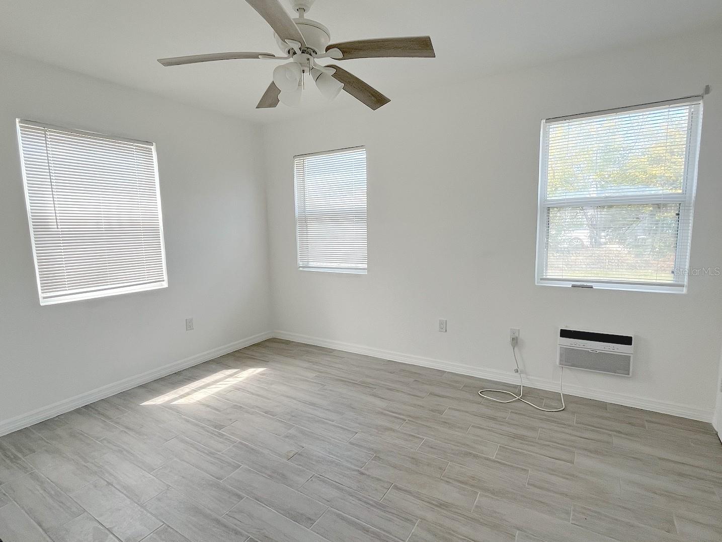 25 LYNN WAY #B, MADEIRA BEACH, FL, 33708