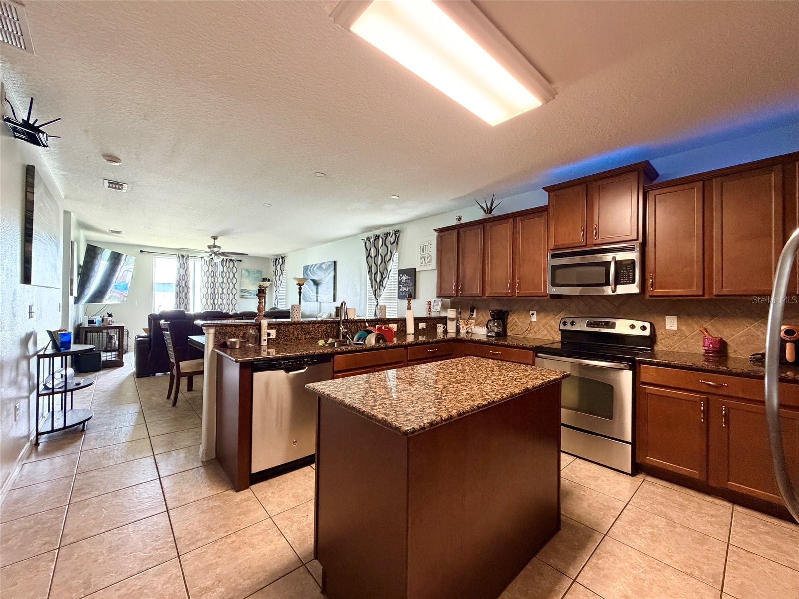 1861 MONTE CRISTO LN, KISSIMMEE, FL, 34758