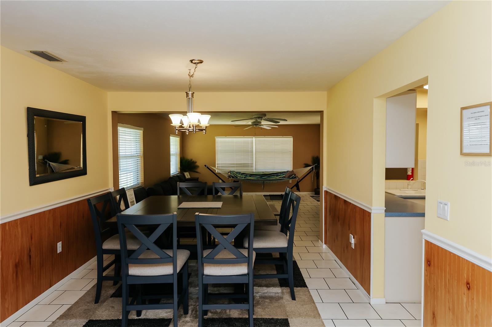 5211 24TH AVENUE DR W, BRADENTON, FL, 34209
