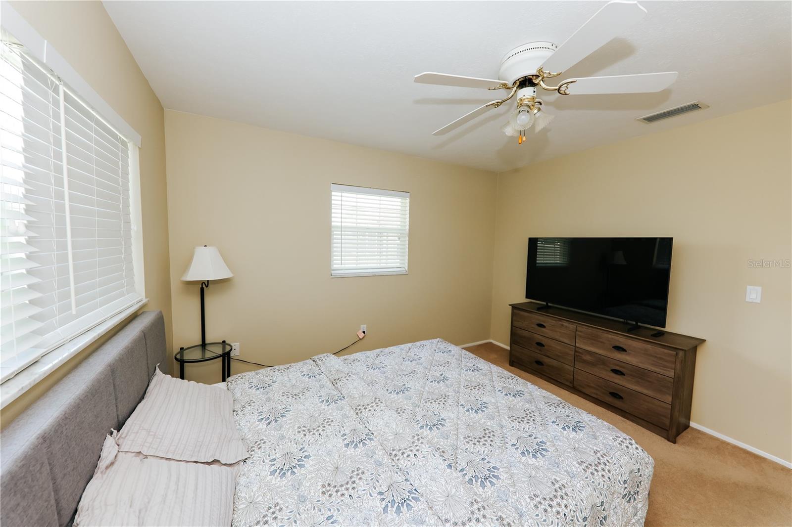 5211 24TH AVENUE DR W, BRADENTON, FL, 34209