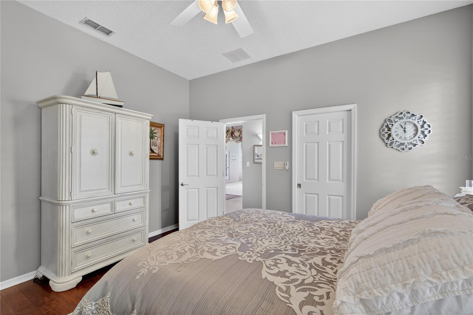 5225 CHANTICLEER DR, LEESBURG, FL, 34748