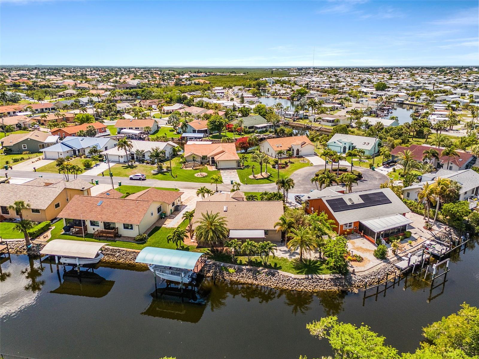 3810 BARNEGAT DR, PUNTA GORDA, FL, 33950