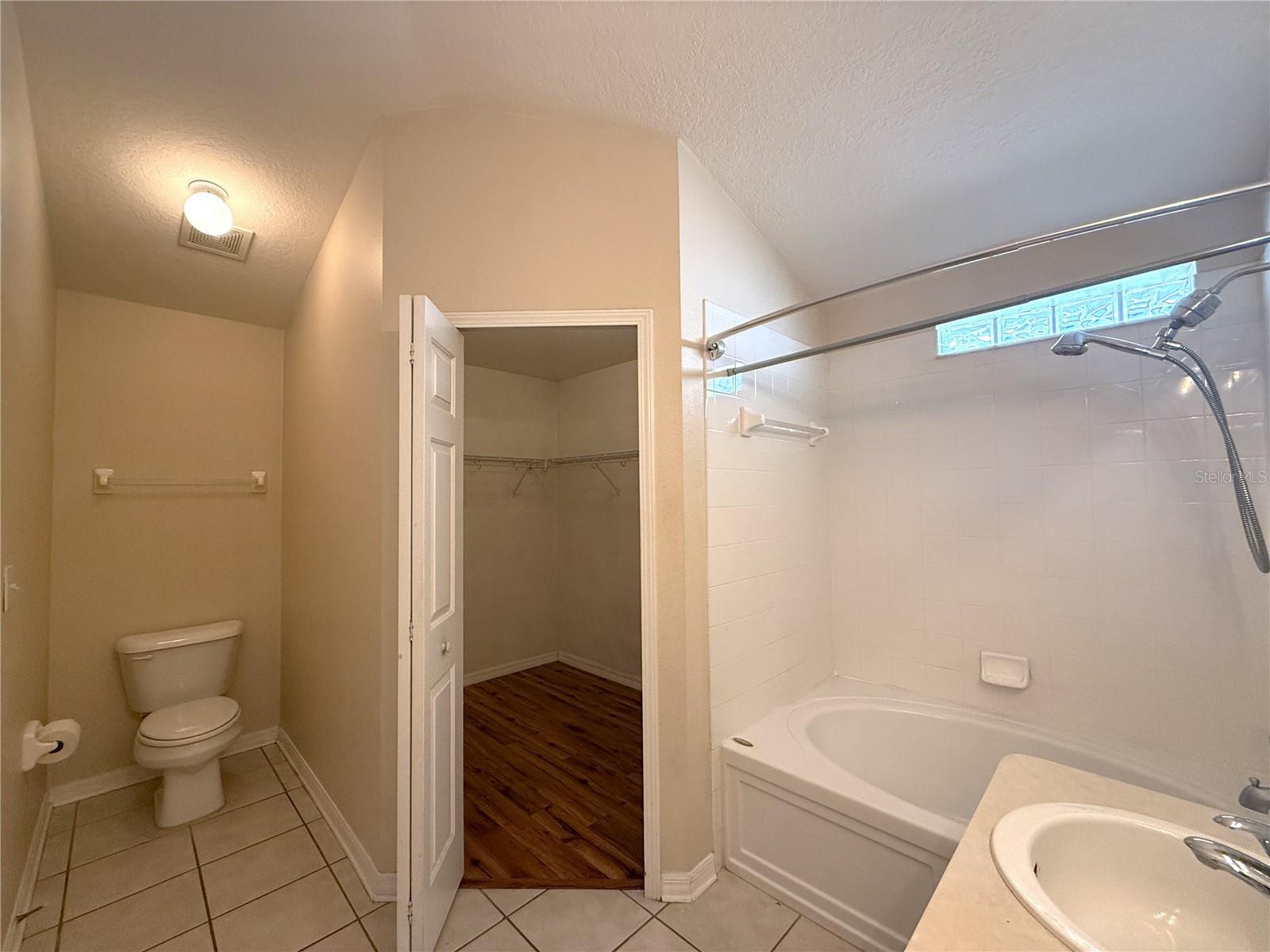6518 BRIDGECREST DR, LITHIA, FL, 33547