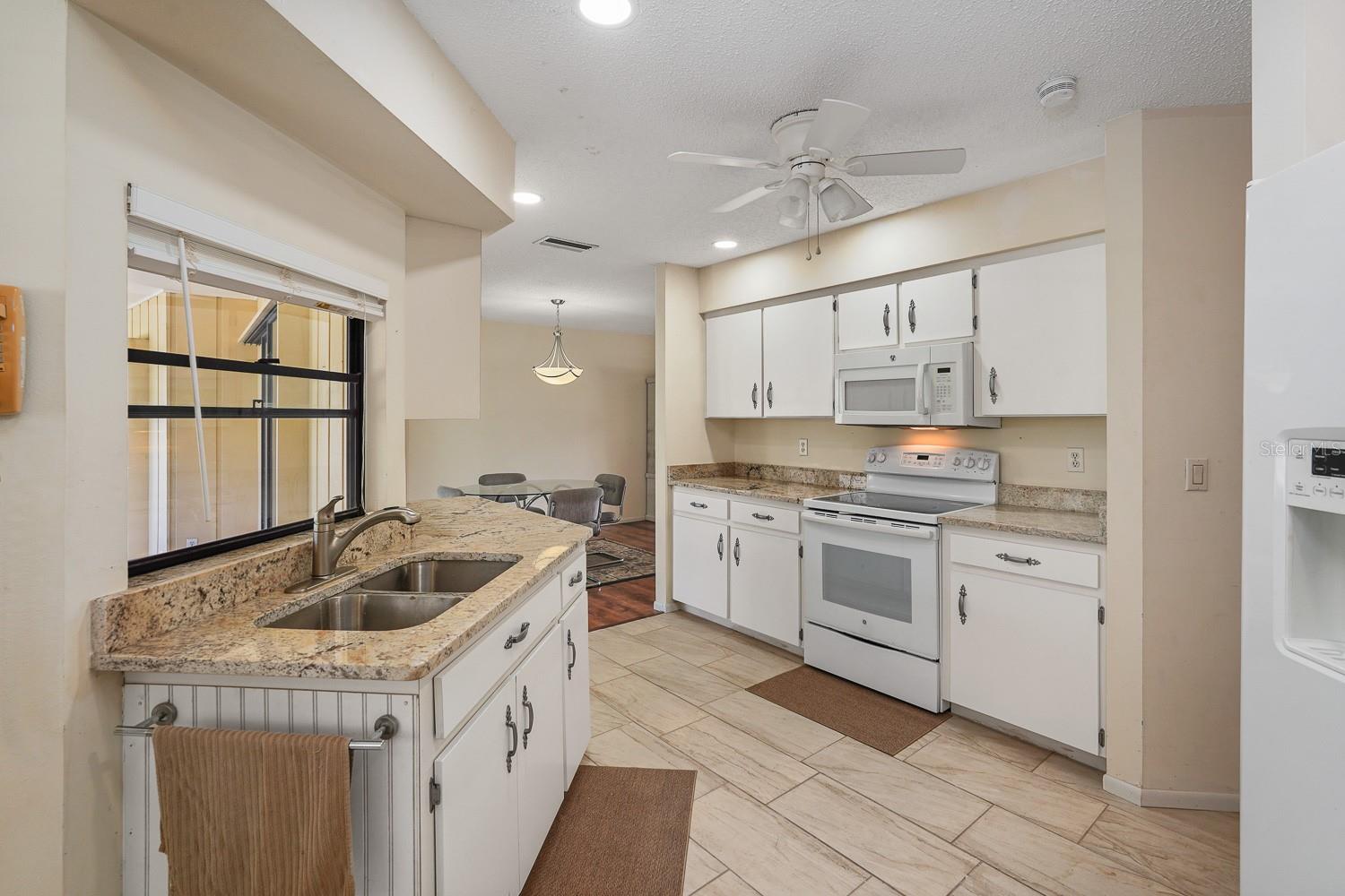9340 SAN BERNANDINO AVE, ENGLEWOOD, FL, 34224