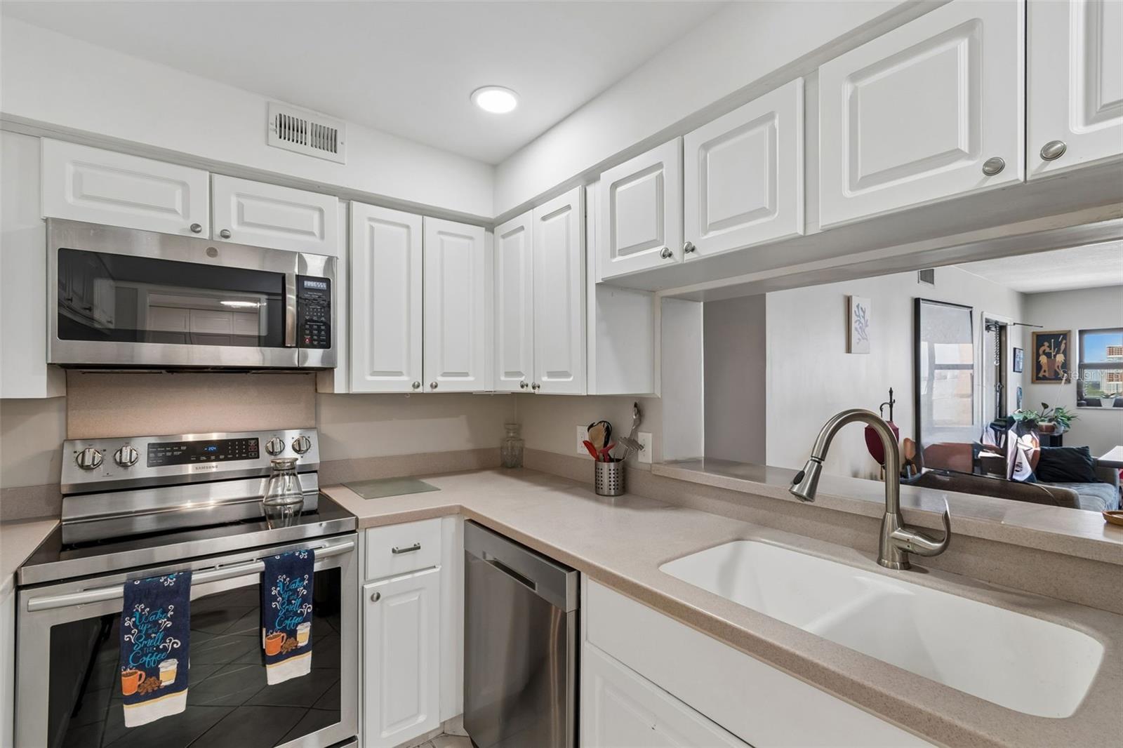 4141 BAYSHORE BLVD #1106, TAMPA, FL, 33611