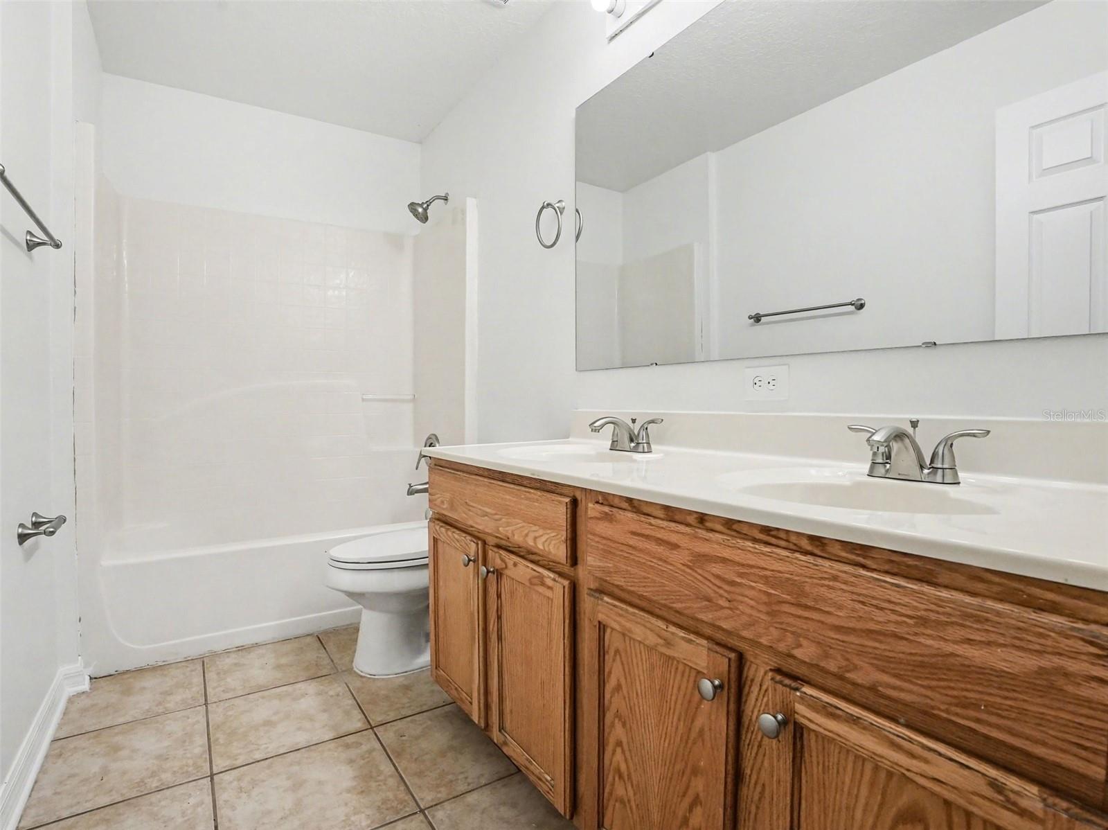 1736 DUNN COVE DR, APOPKA, FL, 32703
