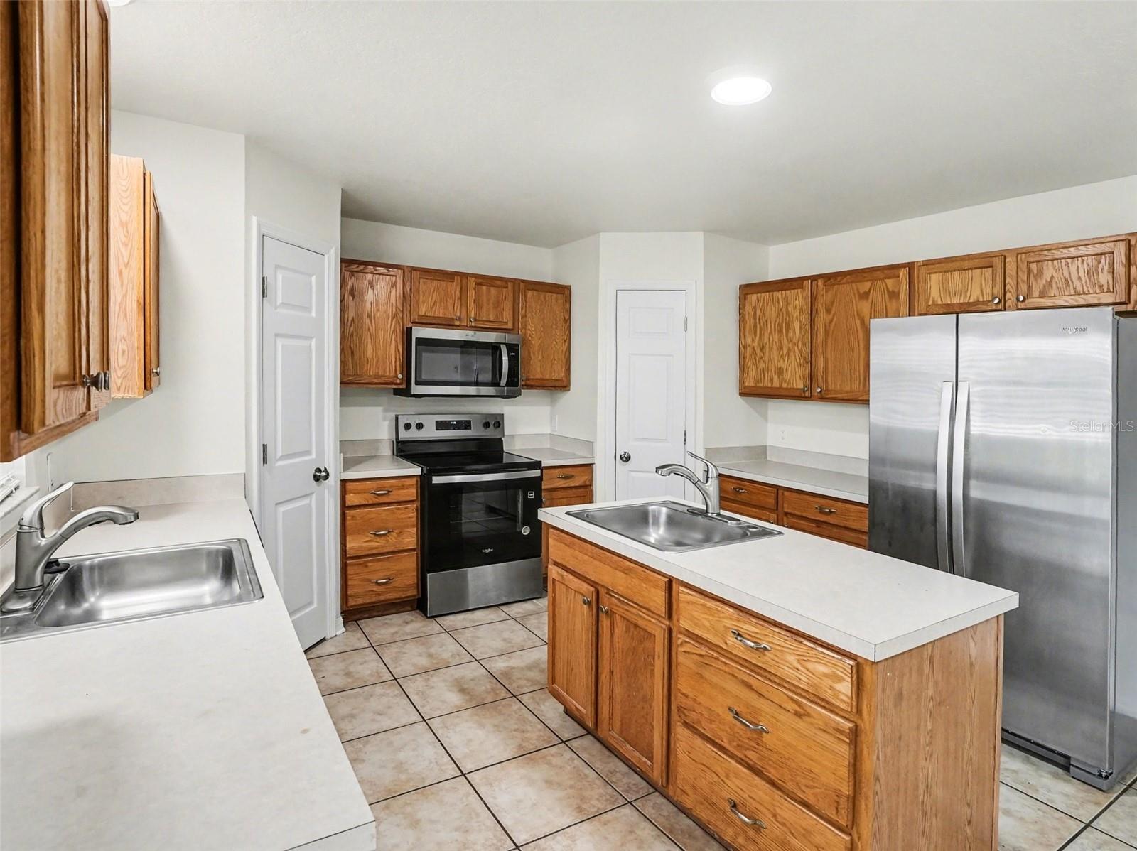 1736 DUNN COVE DR, APOPKA, FL, 32703
