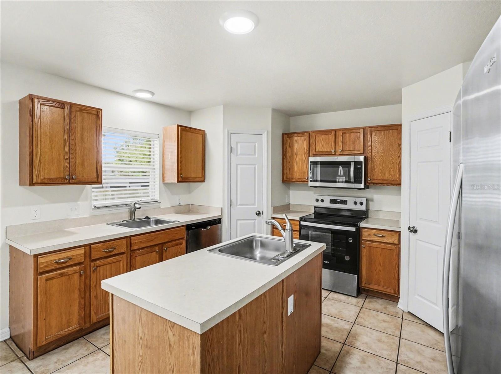 1736 DUNN COVE DR, APOPKA, FL, 32703
