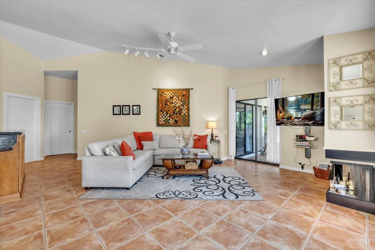 3264 PARK DR, PUNTA GORDA, FL, 33982