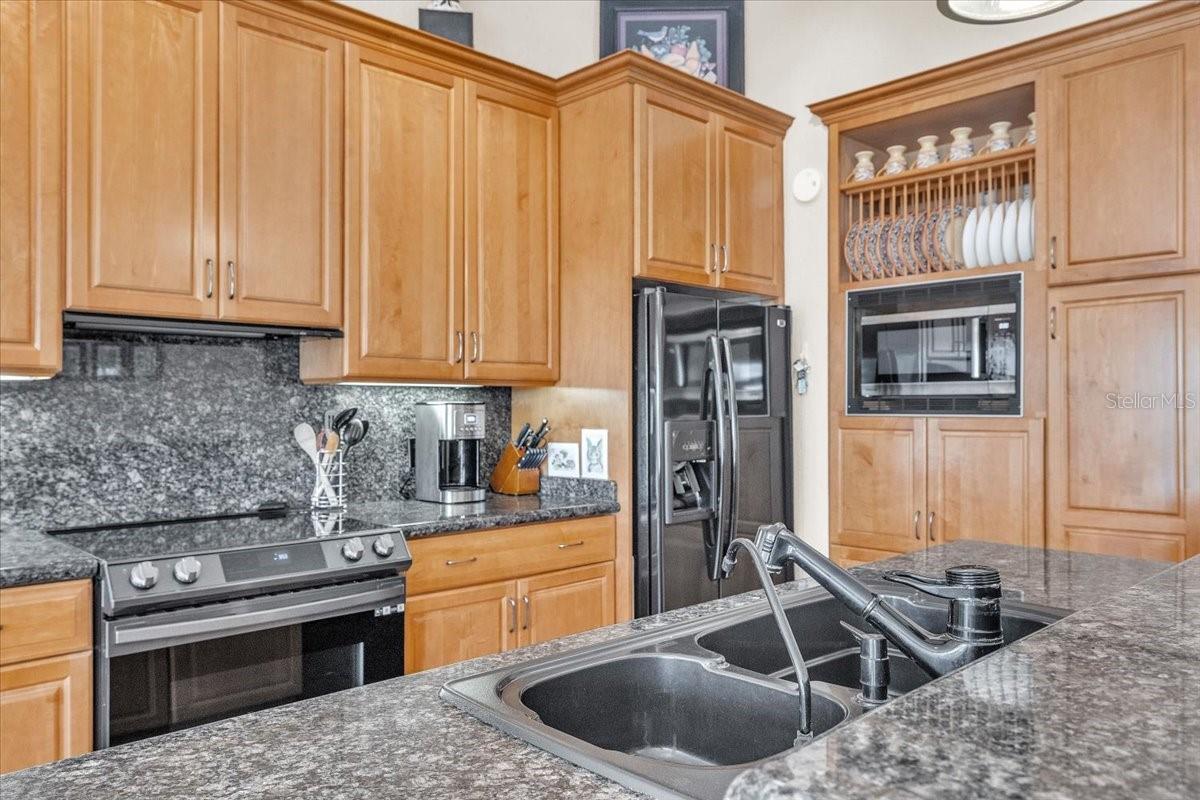 3264 PARK DR, PUNTA GORDA, FL, 33982