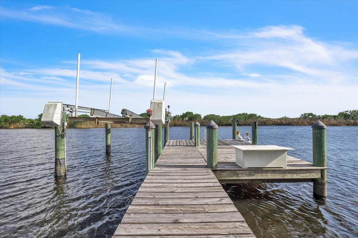3264 PARK DR, PUNTA GORDA, FL, 33982