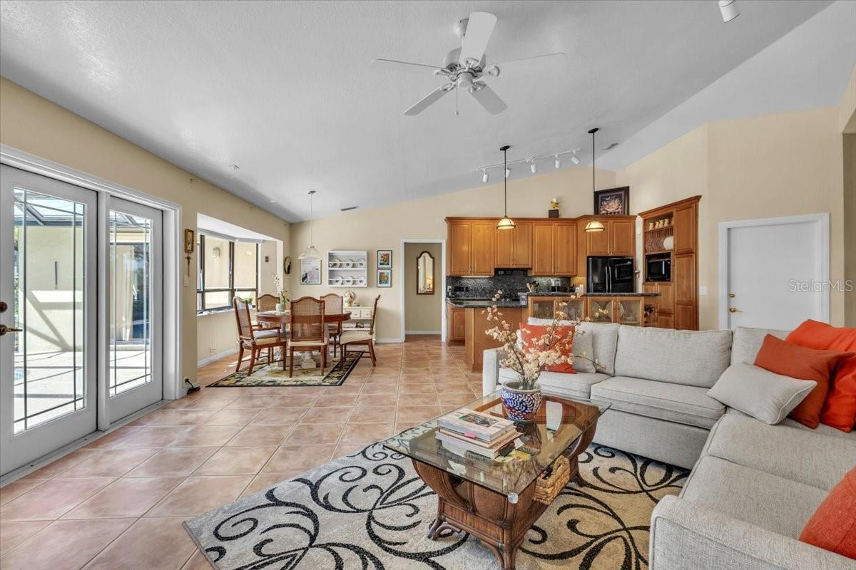 3264 PARK DR, PUNTA GORDA, FL, 33982
