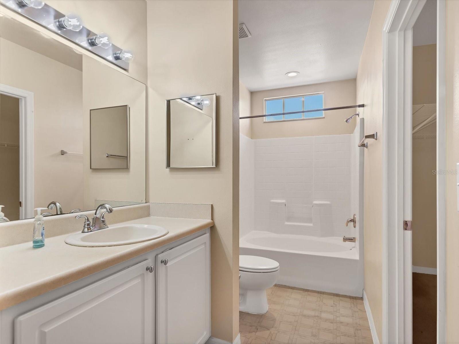 4763 TRAVINI CIR #114, SARASOTA, FL, 34235