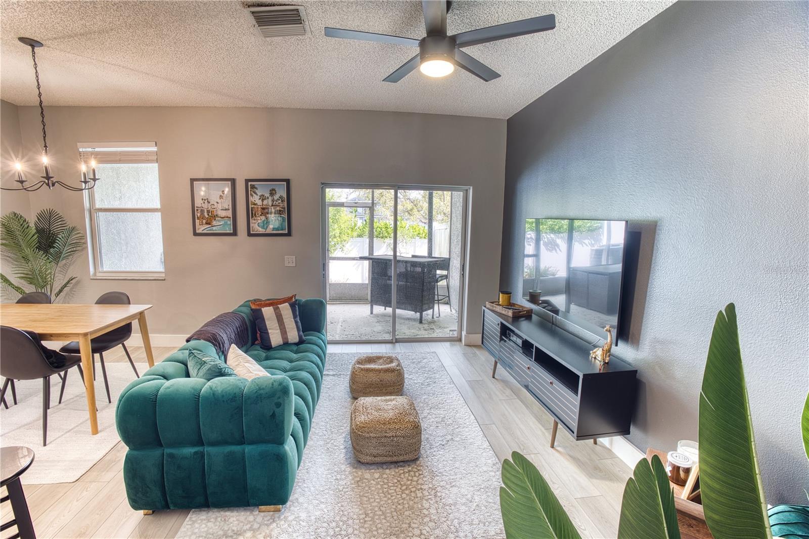 671 VALLANCE WAY NE, ST PETERSBURG, FL, 33716