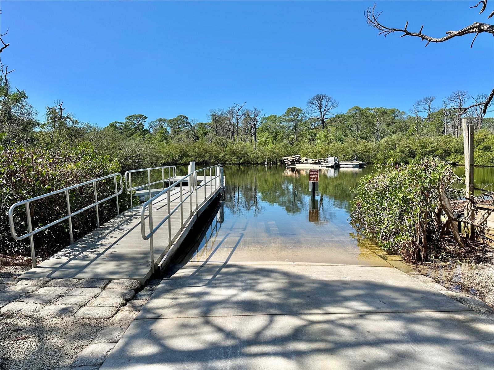 106 SUNRISE DR, PALM HARBOR, FL, 34683