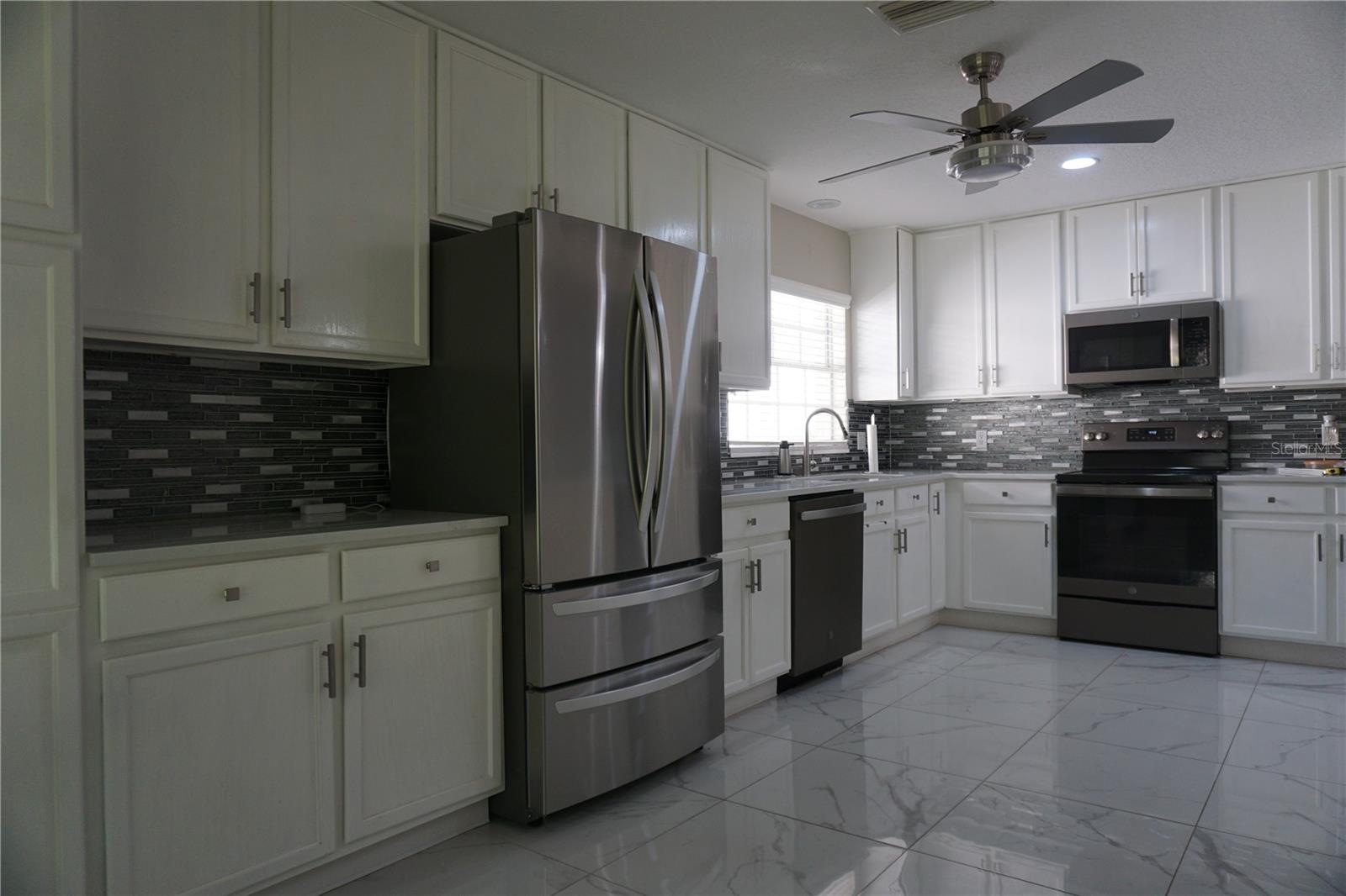 500 VISTA OAKS WAY, DAVENPORT, FL, 33837