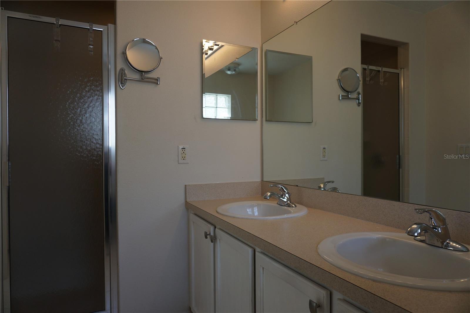 500 VISTA OAKS WAY, DAVENPORT, FL, 33837