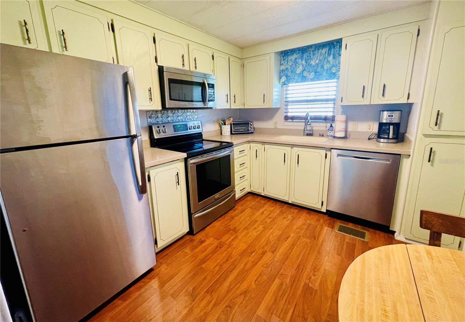 204 RED MAPLE DR, PALM HARBOR, FL, 34684