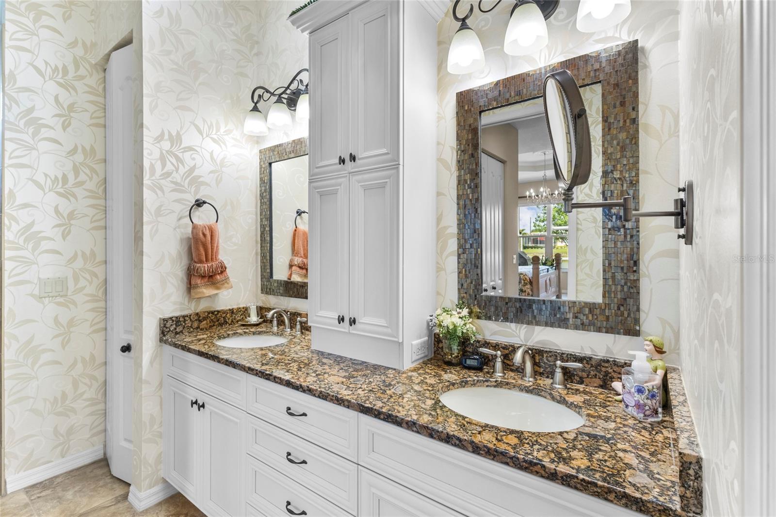 11034 BARNSLEY DR, VENICE, FL, 34293
